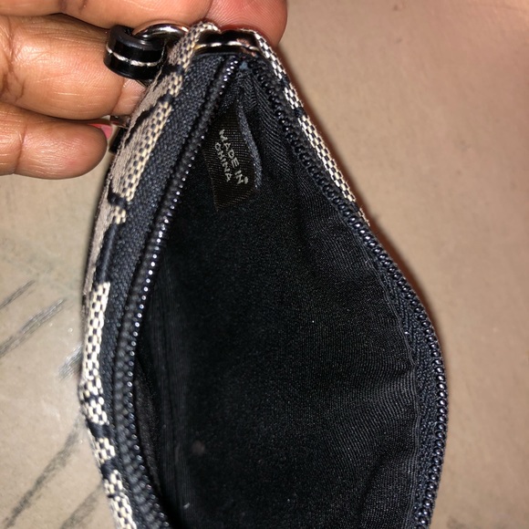 Coach Wristlet 💅🏽 - Picture 2 of 4
